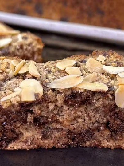 BOLO DE BANANA SEM GLÚTEN E SEM AÇÚCAR