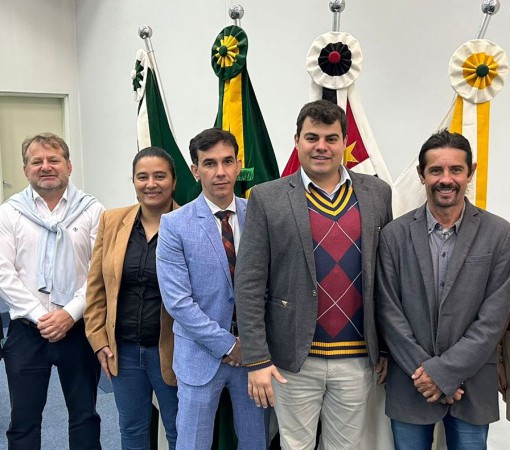 Vereadores lemenses participam da sessão ordinária do Parlamento Metropolitano de Piracicaba}