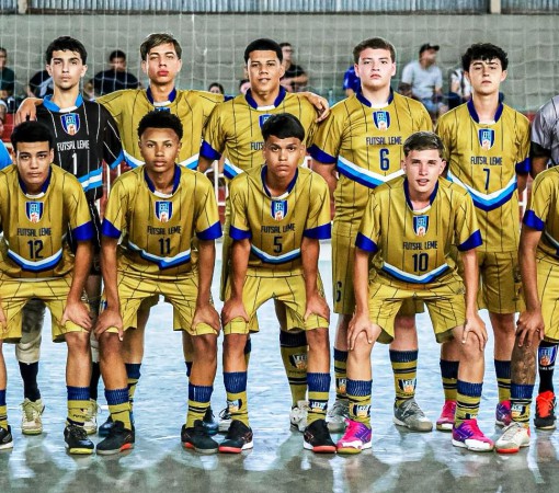 ESCOLINHA DE FUTSAL DE LEME EM AÇÃO NA LIGA SÃO JOANENSE.}