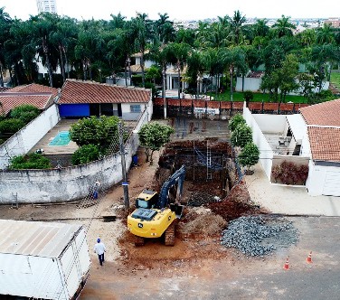 SAECIL DÁ INÍCIO À CONSTRUÇÃO DE ESTAÇÃO DE BOMBEAMENTO DE ÁGUAS PLUVIAIS NA REGIÃO DAS RUAS RITA ISMAEL E JOSÉ LOPES DA SILVA}