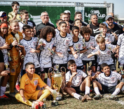 CORINTHIANS VENCE O FLUMINENSE NOS PÊNALTIS E CONQUISTA A LEME CUP SUB-11}