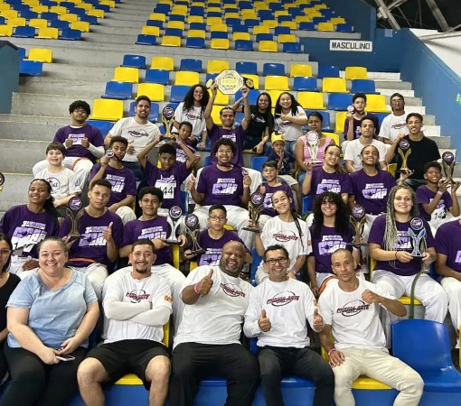 ATLETAS DE LEME CONQUISTAM CINCO TÍTULOS NA 3ª COPA INTERIOR PAULISTA DE CAPOEIRA}