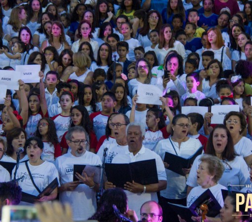 OURO FINO CELEBRA ANIVERSÁRIO COM A VOLTA DO EVENTO "VOZES CANTAM A ESPERANÇA"}