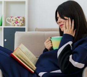 Clima frio pode provocar sensibilidade nos dentes e ressecamento dos lábios; saiba como evitar}
