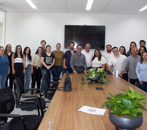 SECRETARIA DA SAÚDE REALIZOU REUNIÃO ESTRATÉGICA COM MÉDICOS DA ATENÇÃO BÁSICA PARA ALINHAMENTO DE PROTOCOLOS CLÍNICOS}