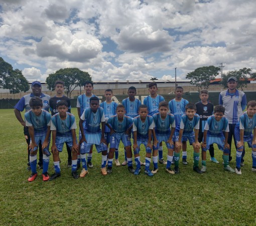 Escolinha de Futebol de Leme - Jogo Amistoso}