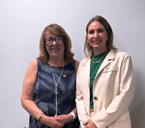 JULIANE BINOTTO PROTOCOLA PEDIDO DE R$ 200 MIL PARA A SAÚDE JUNTO À DEPUTADA ESTADUAL CLARICE GANEM}