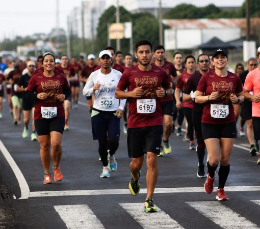 PÓDIOS MARCAM PARTICIPAÇÃO DE ATLETAS LEMENSES NA CORRIDA SANTOS DUMONT}