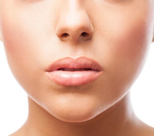 Câncer de boca: quais os sintomas e como prevenir?}