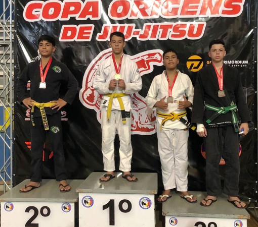 IRMÃOS NAUAN E KALEB CONQUISTAM DESTAQUE NA COPA ORIGENS}