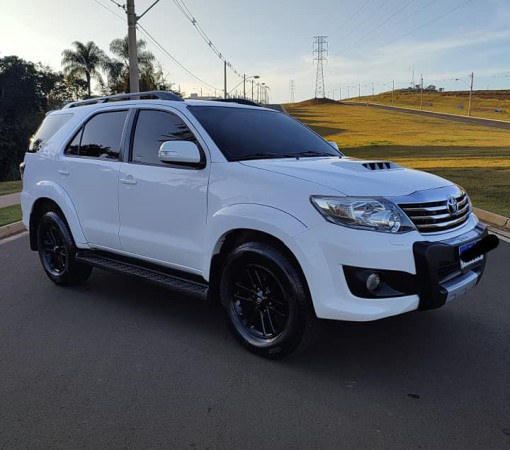 Toyota Hilux SW4 - Venda ou troca}