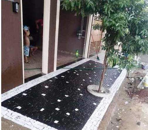 CALÇADA PORTUGUESA}