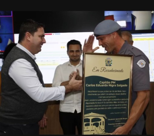 CAPITÃO NIGRA RECEBE HOMENAGEM}