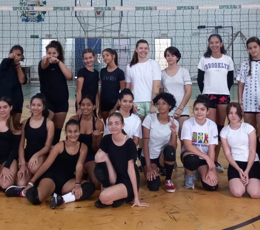 Voleibol Feminino Mirim}
