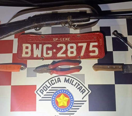 APREENSÃO DE ARMA DE FOGO / ROUBO / AUTO LOCALIZADO DE 03/07/2024}