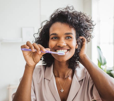 JEJUM E A SAÚDE BUCAL: EFEITO NA SAÚDE E ESTÉTICA DENTAL}