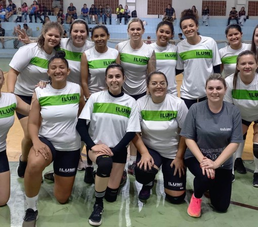 Volei Feminino de 8 de julho}