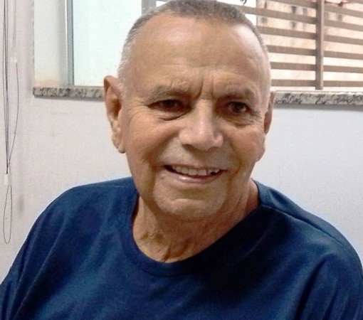 AGRADECIMENTO AOS AMIGOS}