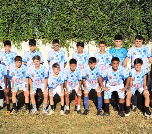 ENTREGA DOS NOVOS UNIFORMES DO LEMENSINHO}