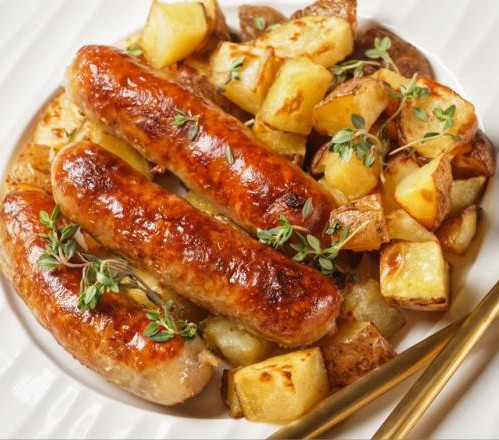 LINGUIÇA AO FORNO COM BATATAS}