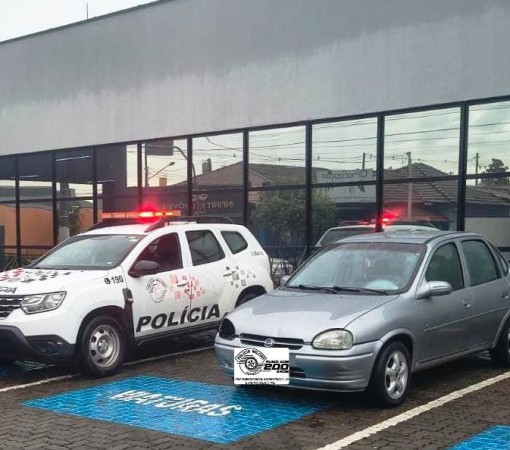 FUGA TERMINA COM DOIS PRESOS E VEÍCULO FURTADO RECUPERADO PELA POLÍCIA MILITAR EM LEME}