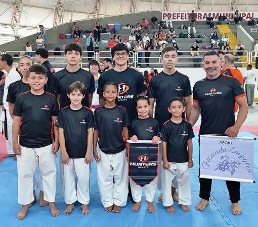EQUIPE DE LEME TEM DESEMPENHO DESTAQUE E GARANTE 13 MEDALHAS}