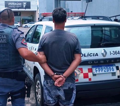 FLAGRANTE DE ATO INFRACIONAL DE TRÁFICO DE DROGAS DE 13/12/2025}