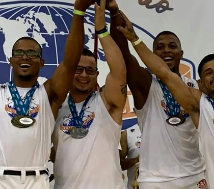 Capoeira}