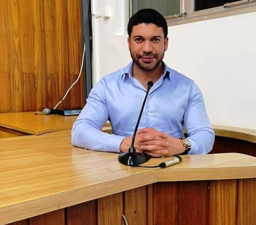VEREADOR DR. DAVID PEDRÃO COBRA NOVAS AÇÕES DA PREFEITURA PARA CONTROLE DE CAPIVARAS E CARRAPATOS EM LEME}