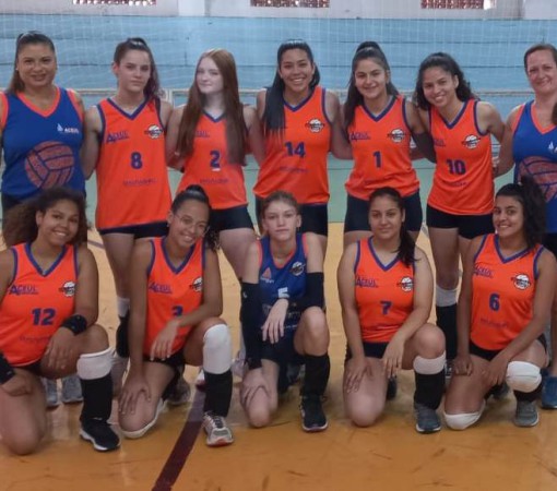 Voleibol Feminino Categoria Infanto-Juvenil Jogo de 6 de outubro}