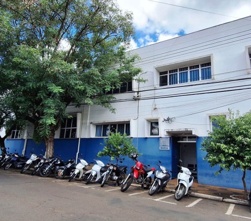 PREFEITO CLAUDEMIR BORGES ENVIA PROJETO PARA A CÂMARA DE VEREADORES PARA TERCEIRIZAR SERVIÇOS DA EDUCAÇÃO MUNICIPAL}