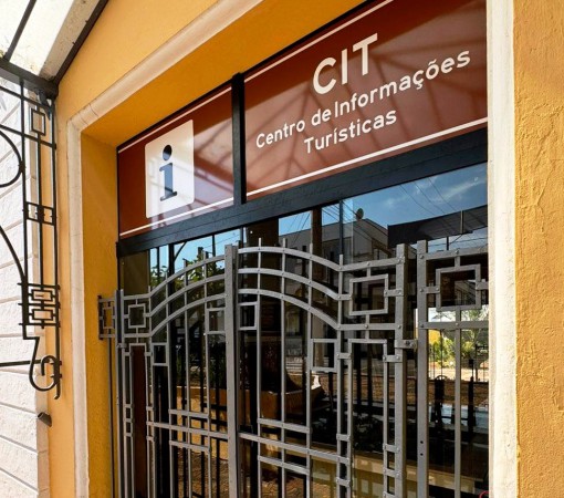 SECRETÁRIO ESTADUAL DE TURISMO E VIAGENS INAUGURARÁ O CENTRO DE INFORMAÇÕES TURÍSTICAS E CASA DE OFÍCIOS DE ARTE POPULAR}