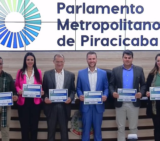 Parlamento Metropolitano de Piracicaba realiza cerimônia de posse na Câmara de Limeira.}