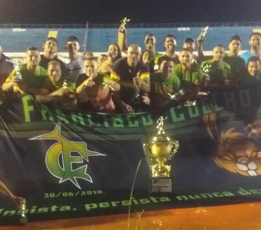 A equipe Francisco Coelho sagra-se Campeã do Campeonato Municipal de Futebol Society 2° Divisão 2022}