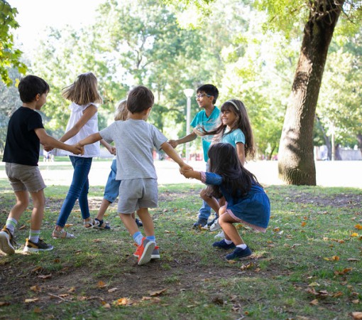 FÉRIAS: 10 BRINCADEIRAS SIMPLES E EDUCATIVAS PARA FORTALECER O VÍNCULO FAMILIAR}
