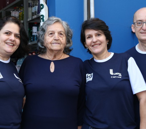 LIMPEX LIMPEZAS - DESDE 1982 - 40 ANOS CUIDANDO DE SEU PATRIMÔNIO}