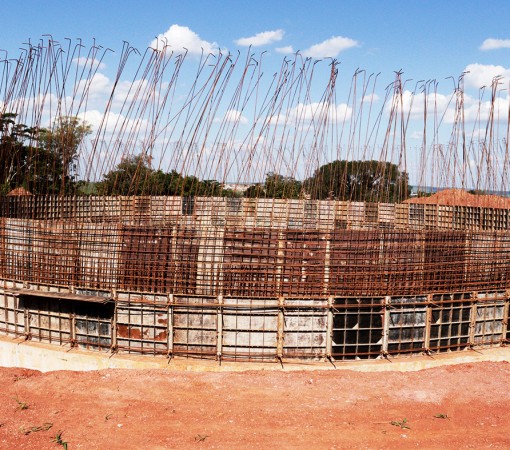 OBRAS DE CONSTRUÇÃO DO NOVO RESERVATÓRIO DE 3 MILHÕES DE LITROS DE ÁGUA NA ESTAÇÃO DE TRATAMENTO DE ÁGUA SEGUEM EM RITMO ACELERADO}