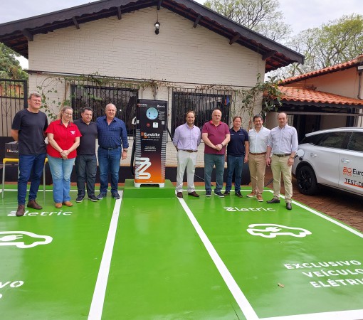 Eletrovia Eurobike começa com carregador em Leme}