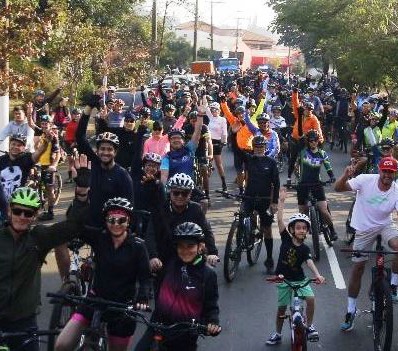 CICLISTAS DE LEME E REGIÃO NO CAMINHO DA PAZ}