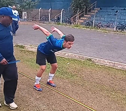 AVALIAÇÃO FÍSICA SUB-15 – ESCOLA DE FUTEBOL DE LEME}