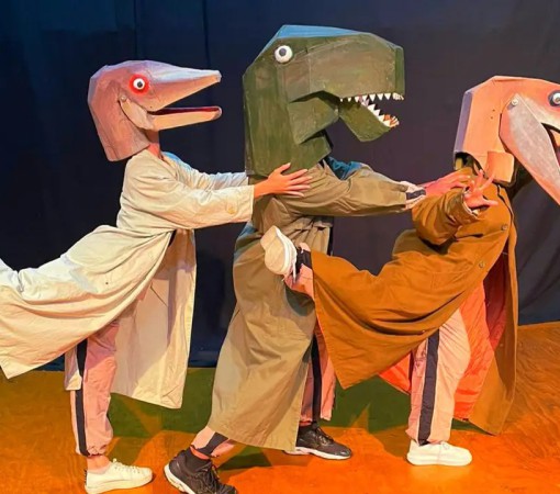 PIA FRAUS LEVA O ESPETÁCULO “DINOSSAUROS DO BRASIL” PARA LEME GRATUITAMENTE DIA 21 DE JUNHO}