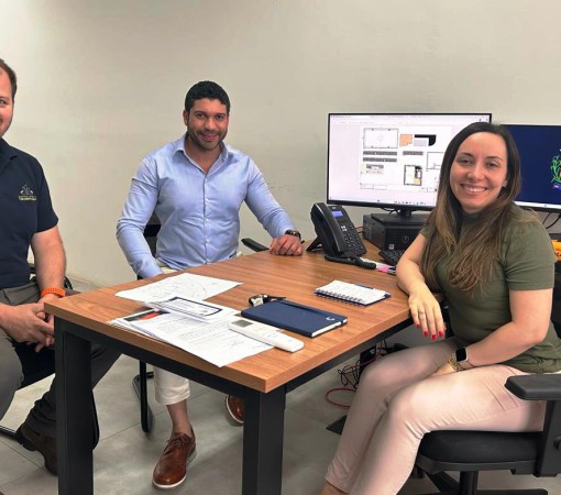 QUADRA POLIESPORTIVA E ÁREA DE LAZER DO JARDIM EMPYREO AVANÇAM COM EMPENHO DO VEREADOR DR. DAVID PEDRÃO}