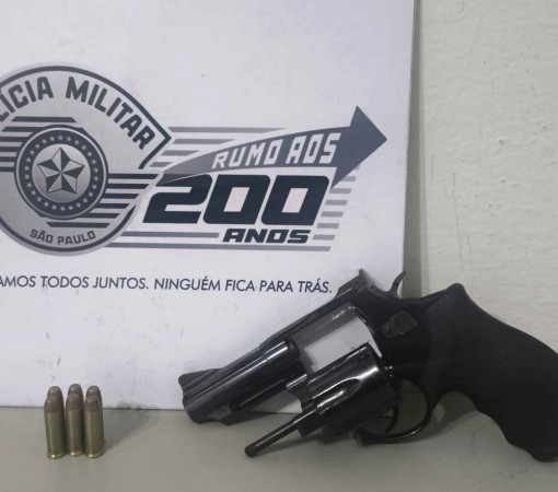 POSSE ILEGAL DE ARMA DE FOGO/USO RESTRITO DE 03/02/2025}
