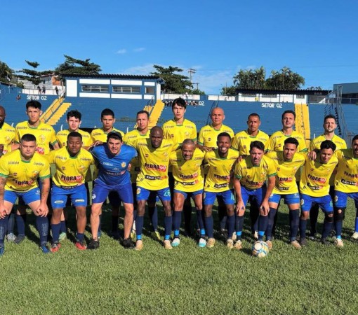 ESPORTIVO CANARINHO SEGUE LÍDER ISOLADO NA SEGUNDA DIVISÃO}