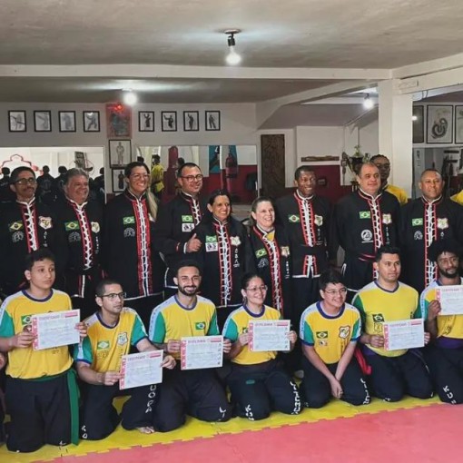 ASSOCIAÇÃO RIBEIRO CONQUISTA NOVOS GRADUADOS E FORTALECE O LI TCHUÓ PA KUNG FU EM LEME