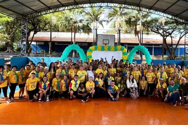 LEME RECEBE A VISITA DA SENHORA FERNANDA VARANDAS – SECRETÁRIA DE ASSISTÊNCIA SOCIAL DA CIDADE DE PIRACICABA}