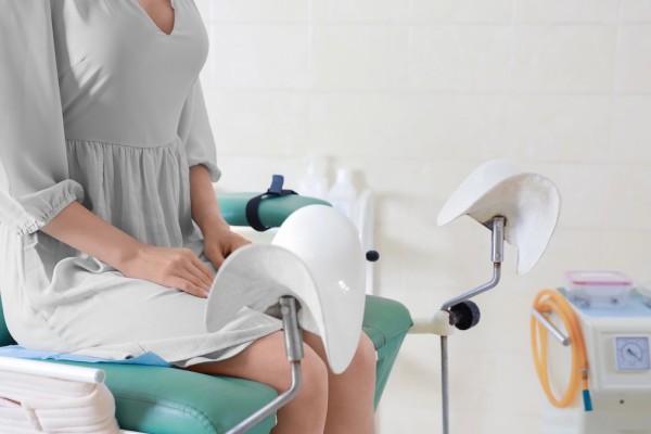 CERVICITE: O QUE É, SINTOMAS E TRATAMENTO}