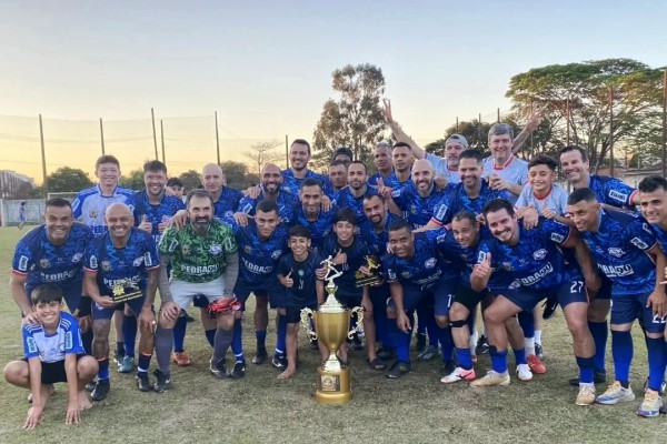 VETERANOS FC CONQUISTA O TÍTULO DA COPA HB MALHARIA 38+}
