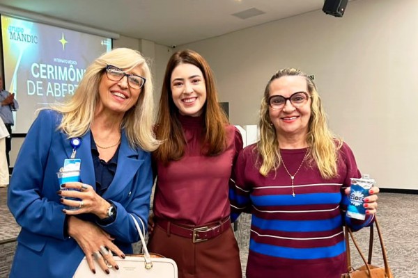 SANTA CASA DE LEME E SÃO LEOPOLDO MANDIC UNIDAS NA FORMAÇÃO DE NOVOS MÉDICOS}