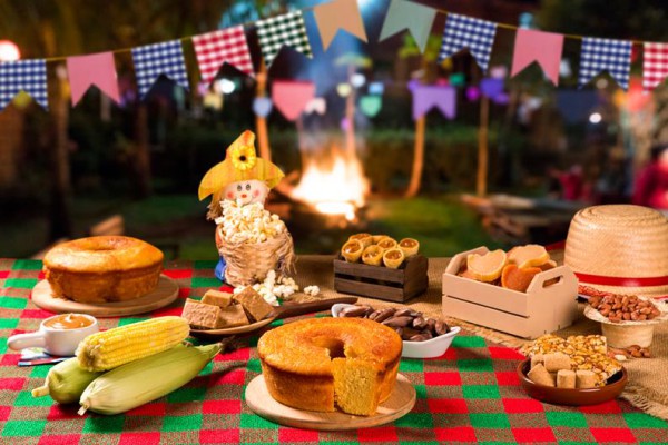 FESTAS JUNINAS E JULINAS: POR QUE A COMBINAÇÃO DE ALGUNS ALIMENTOS PODE PESAR NO ESTÔMAGO?}